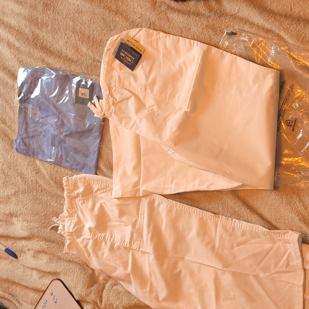 Cherokee Worker premium core stretch scrubs set Large Lot